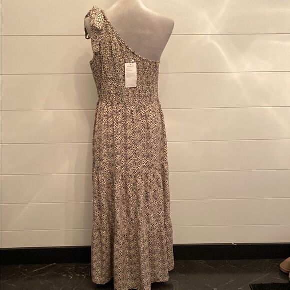 Asymmetrical Elegant One-Shoulder Daisy Floral Dress - Picture 6 of 9